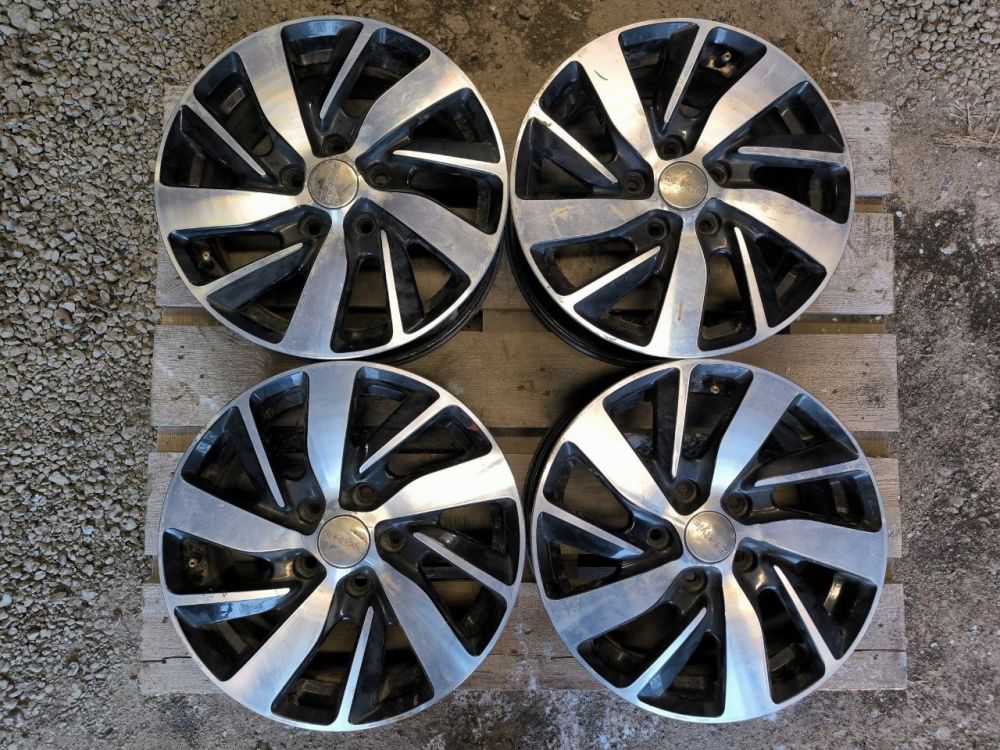 Комплект литых дисков R16 4 шт.