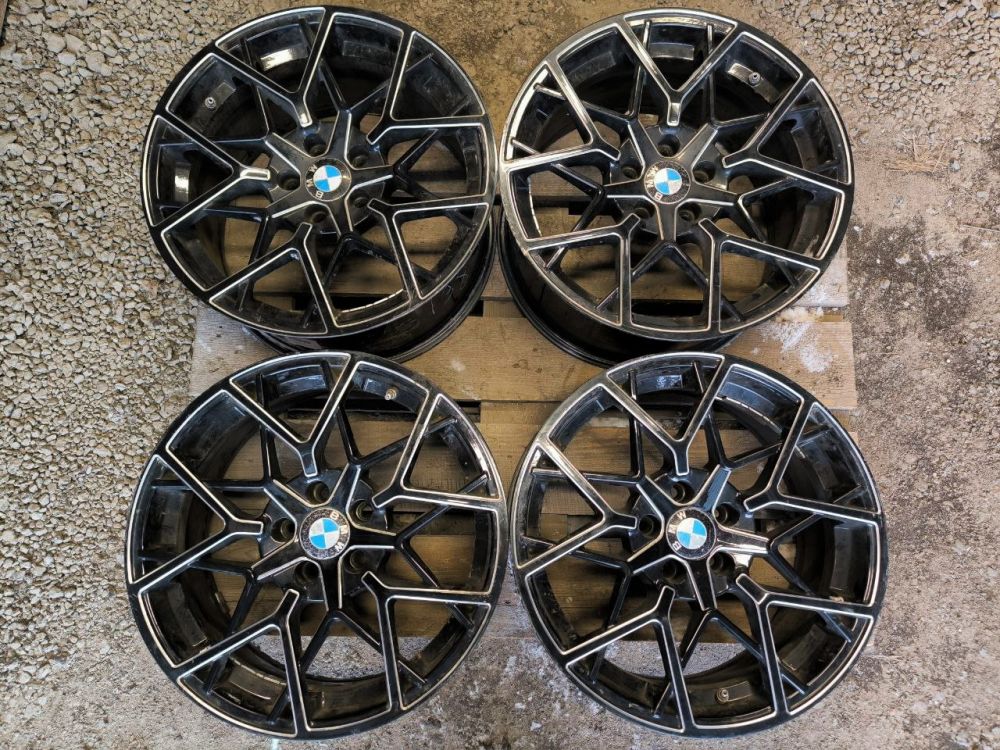 Комплект литых дисков R18 4 шт.